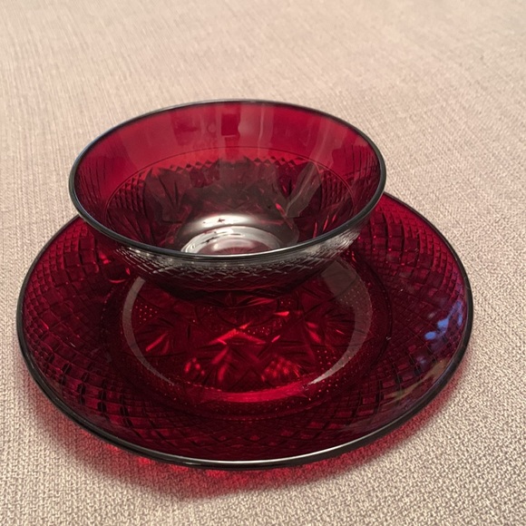 Ruby Red Etched Plate & Bowl for Christmas & Holidays - Picture 8 of 8